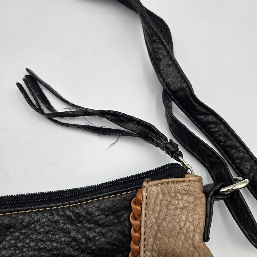 Marc Fisher beautiful bag